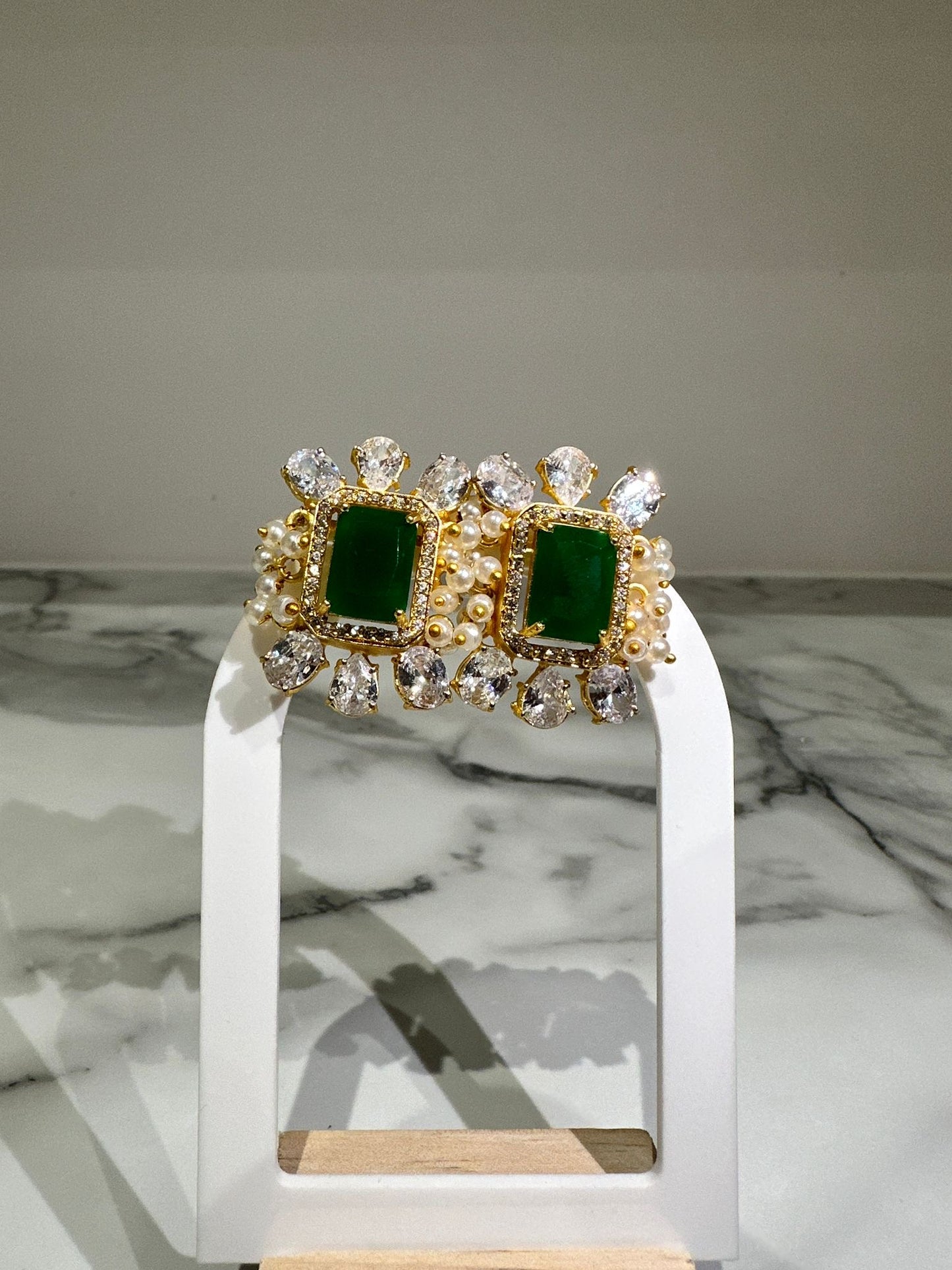 Green Studs