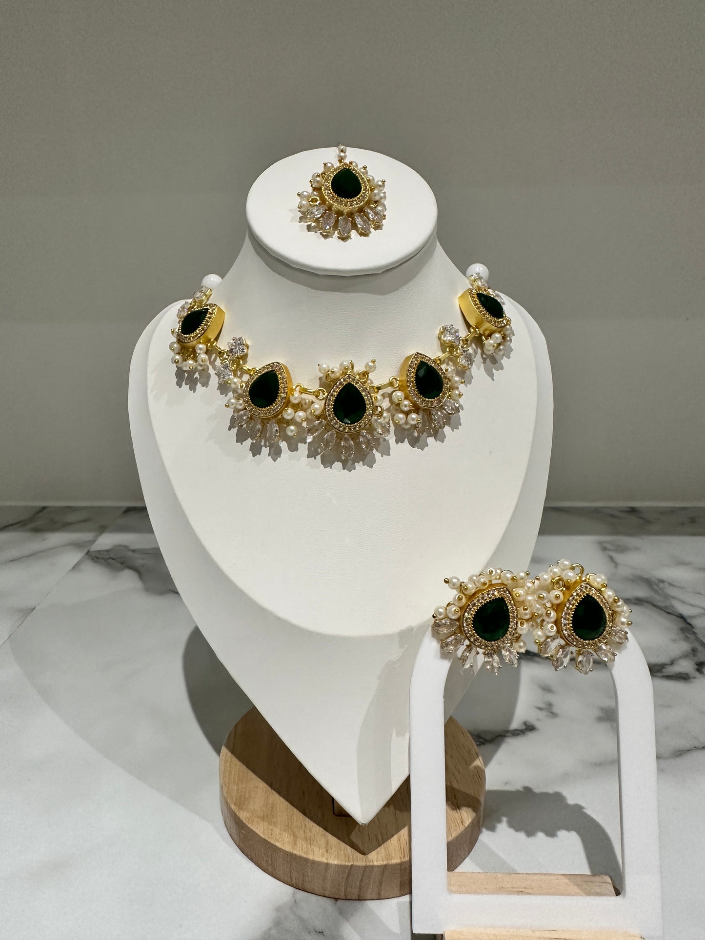 Meher Set in Emerald