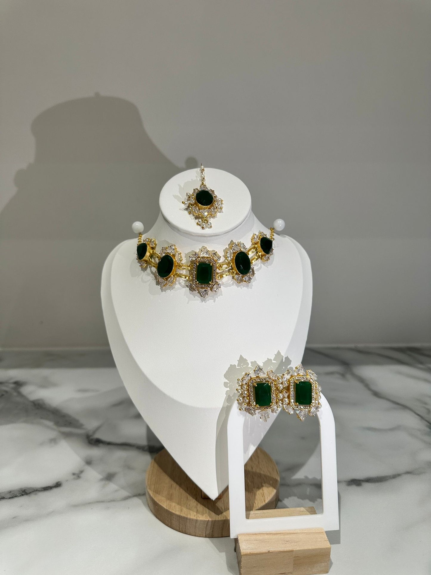 Emerald Green Choker Set