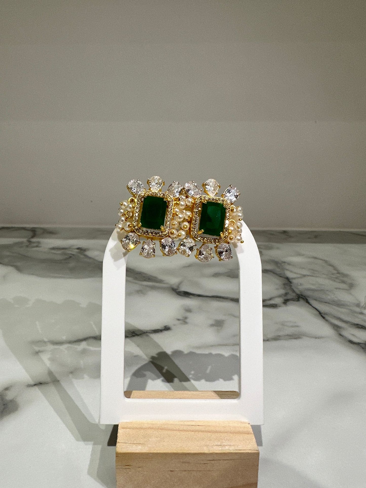 Green Studs